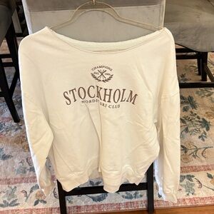 White Sweatshirt with Nordic Print